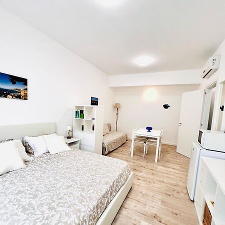 Piazza Lauro Suites Сорренто Экстерьер фото