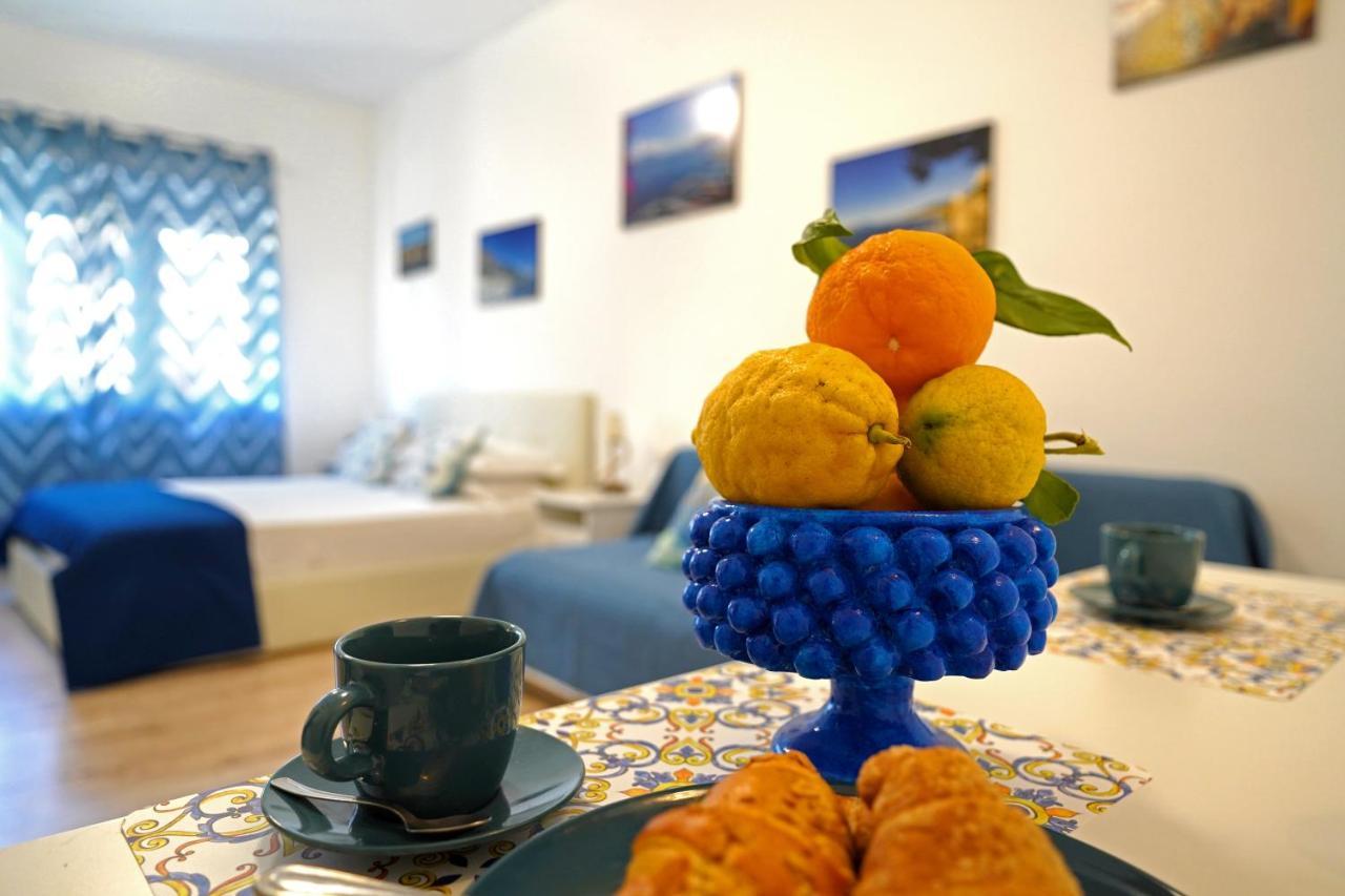 Piazza Lauro Suites Сорренто Экстерьер фото